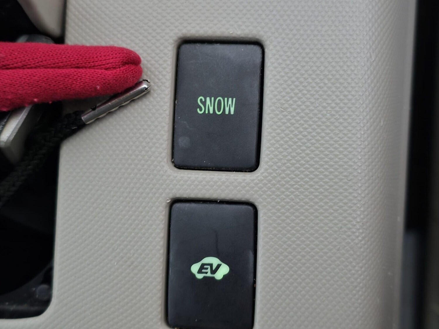 Used Toyota Estima 2015 for sale - 77557378: Photo 21