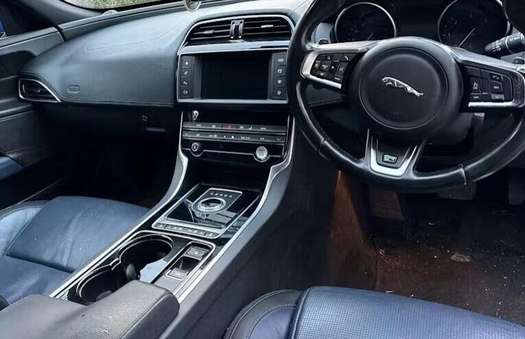 Used Jaguar XE 2017 for sale - 76961690: Photo 5