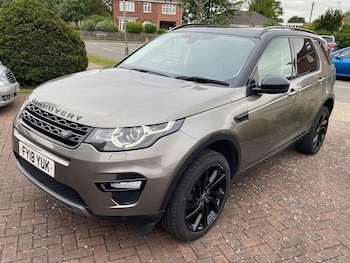 Used Land Rover Discovery Sport 2018 for sale - 75560653: Photo