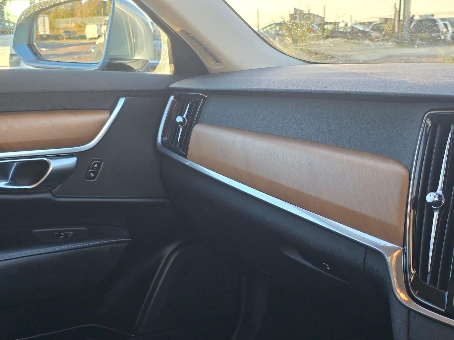 Used Volvo S90 2018 for sale - 76508900: Photo 70