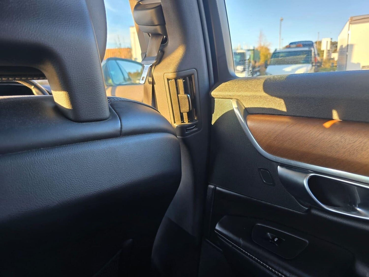 Used Volvo S90 2018 for sale - 76508900: Photo 73