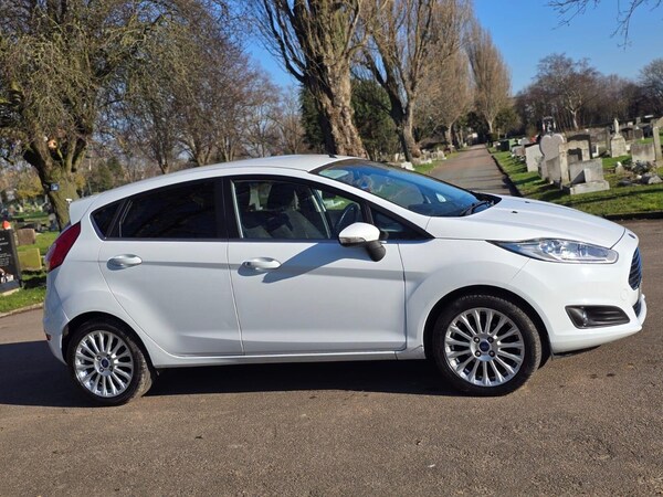 Used Ford Fiesta 2013 for sale - 75425980: Photo 17