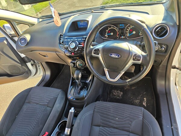 Used Ford Fiesta 2013 for sale - 75425980: Photo 24