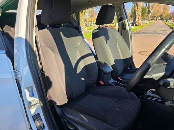 Used Ford Fiesta 2013 for sale - 75425980: Photo 29