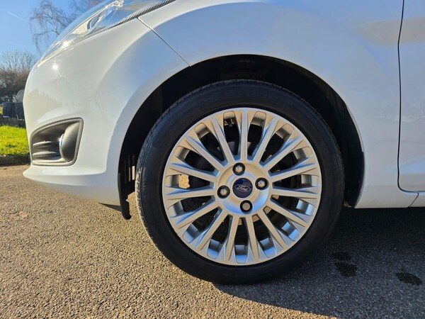 Used Ford Fiesta 2013 for sale - 75425980: Photo 38