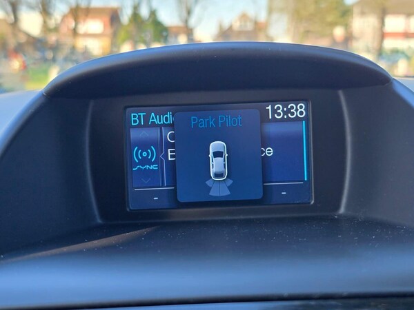 Used Ford Fiesta 2013 for sale - 75425980: Photo 42