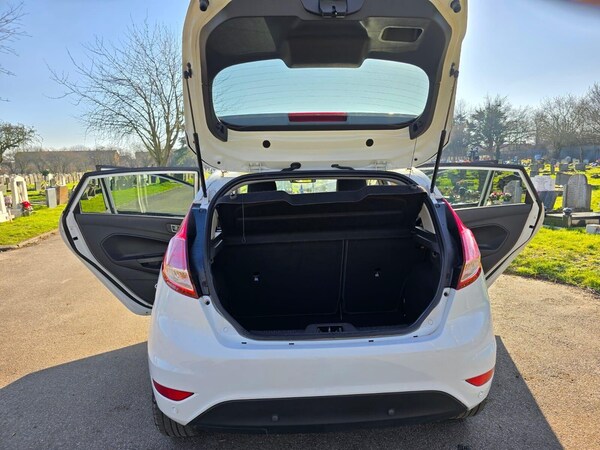 Used Ford Fiesta 2013 for sale - 75425980: Photo 44