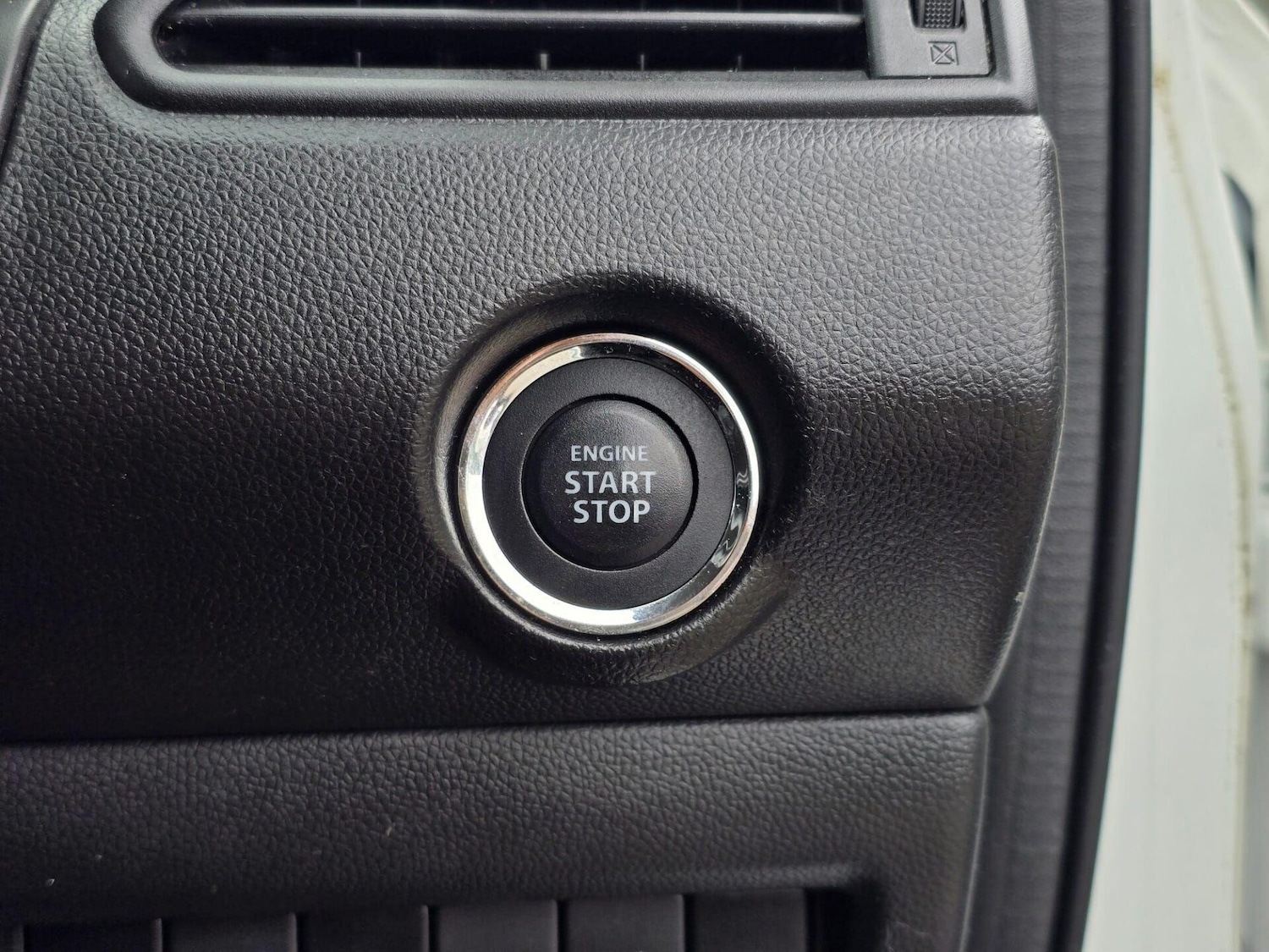 Used Suzuki Swift 2017 for sale - 77528197: Photo 23