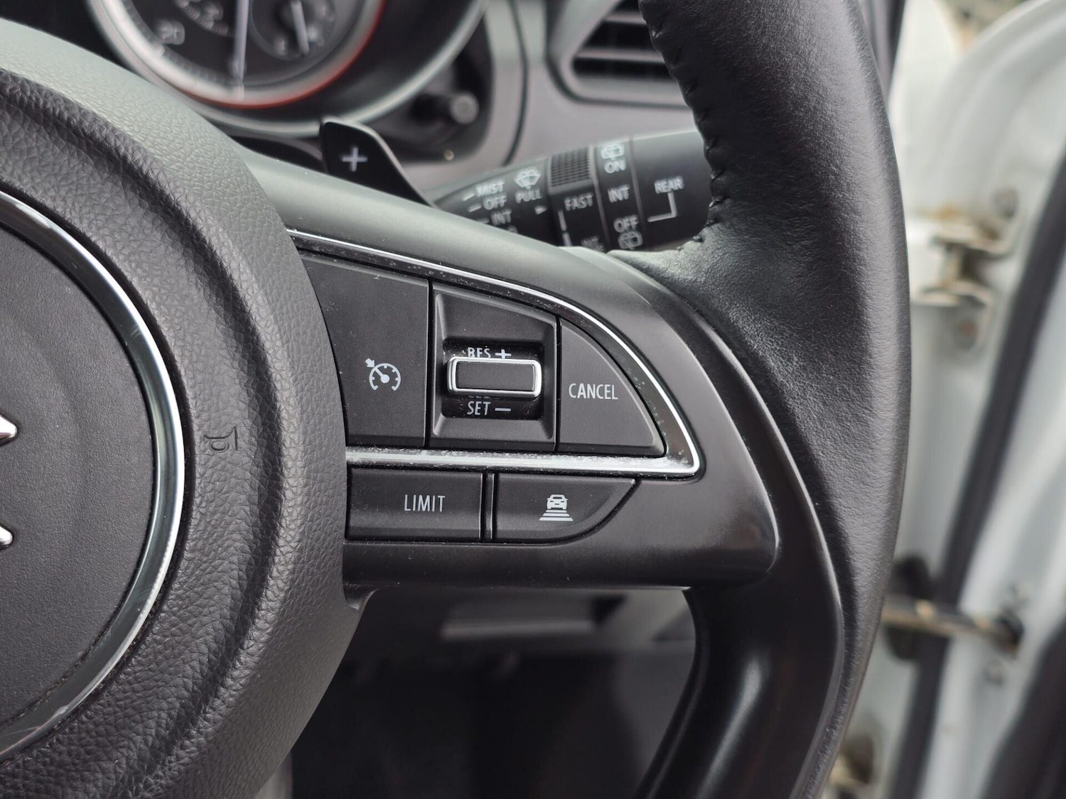 Used Suzuki Swift 2017 for sale - 77528197: Photo 25