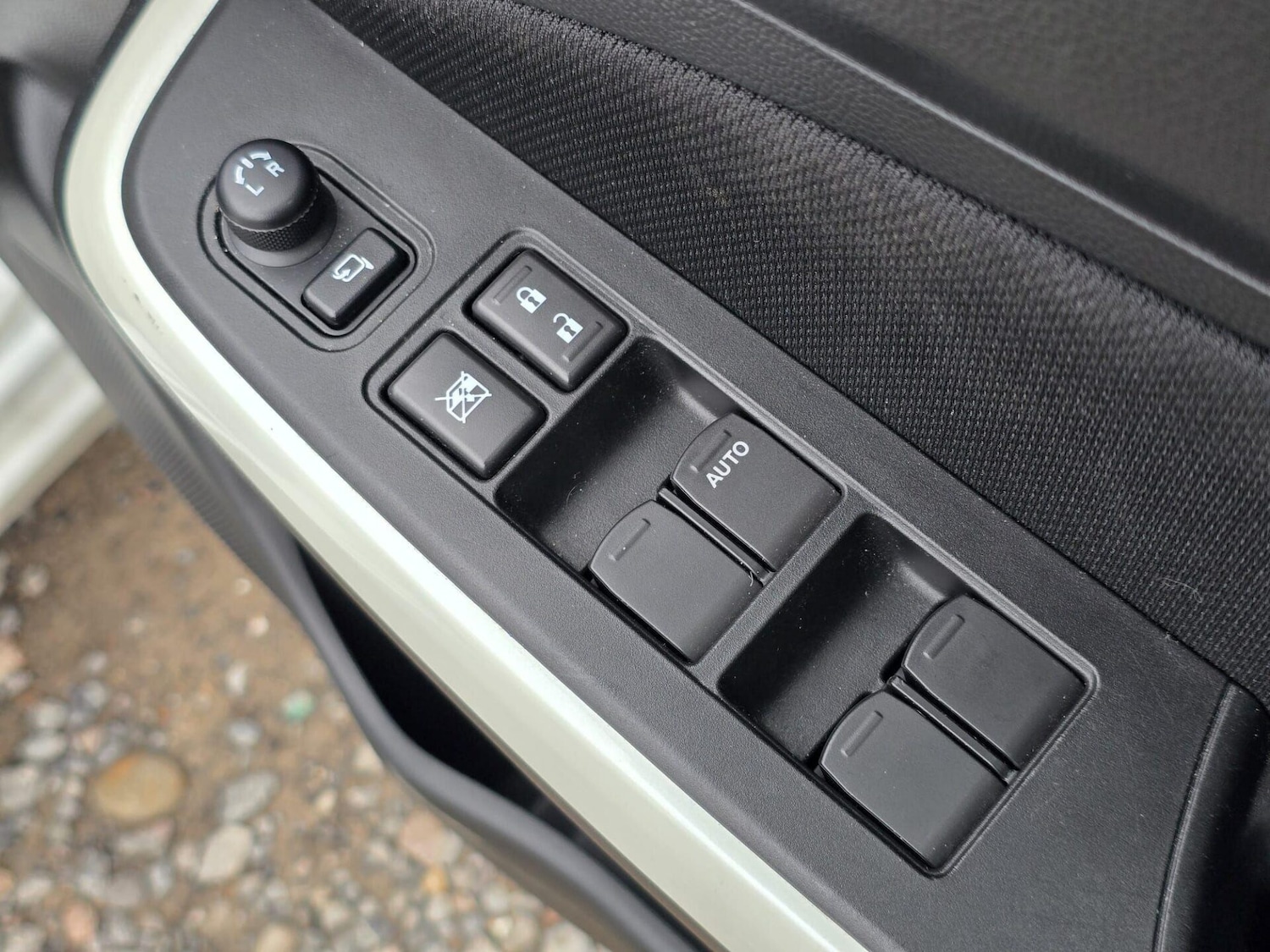 Used Suzuki Swift 2017 for sale - 77528197: Photo 26