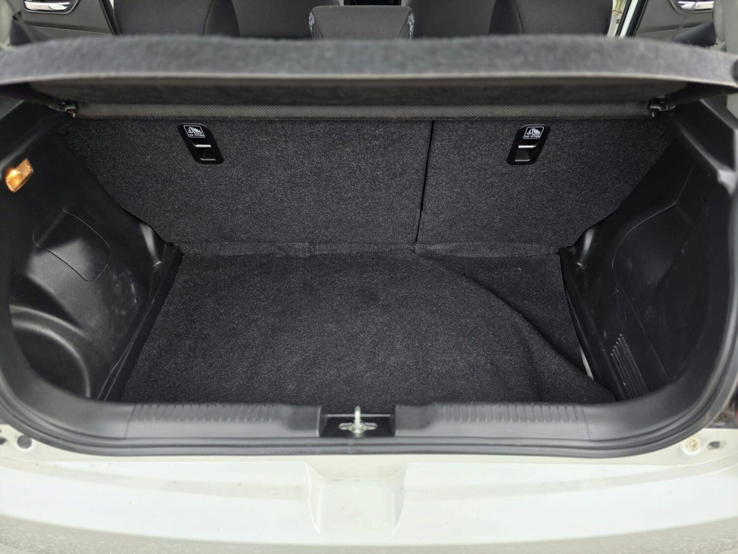 Used Suzuki Swift 2017 for sale - 77528197: Photo 32