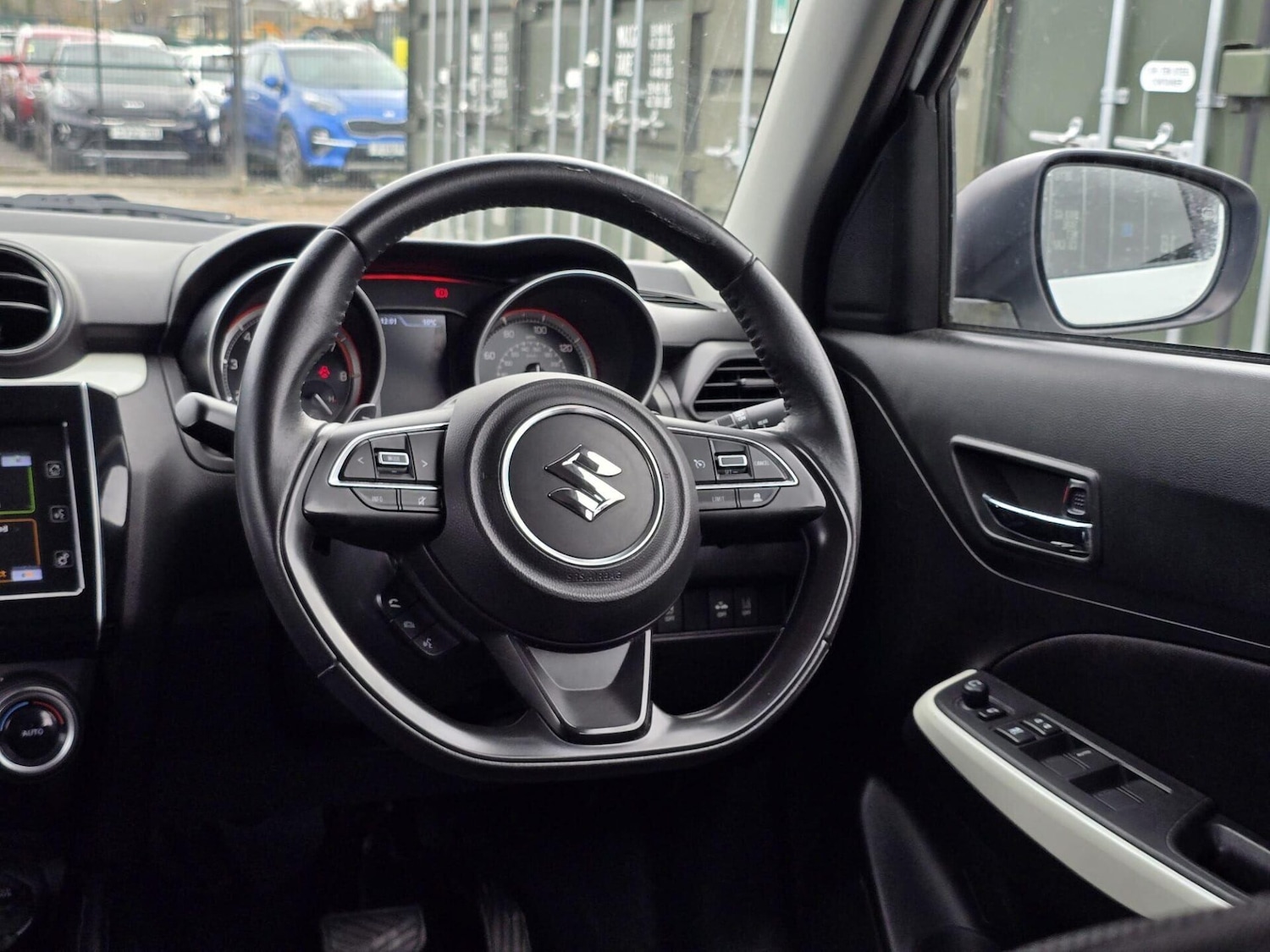 Used Suzuki Swift 2017 for sale - 77528197: Photo 34