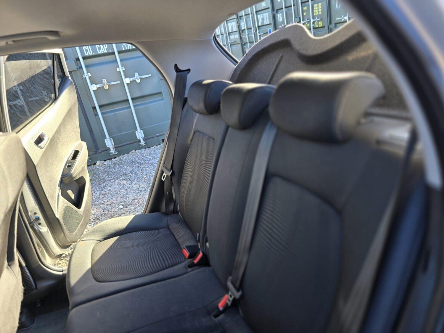 Used Hyundai i10 2017 for sale - 77199349: Photo 23