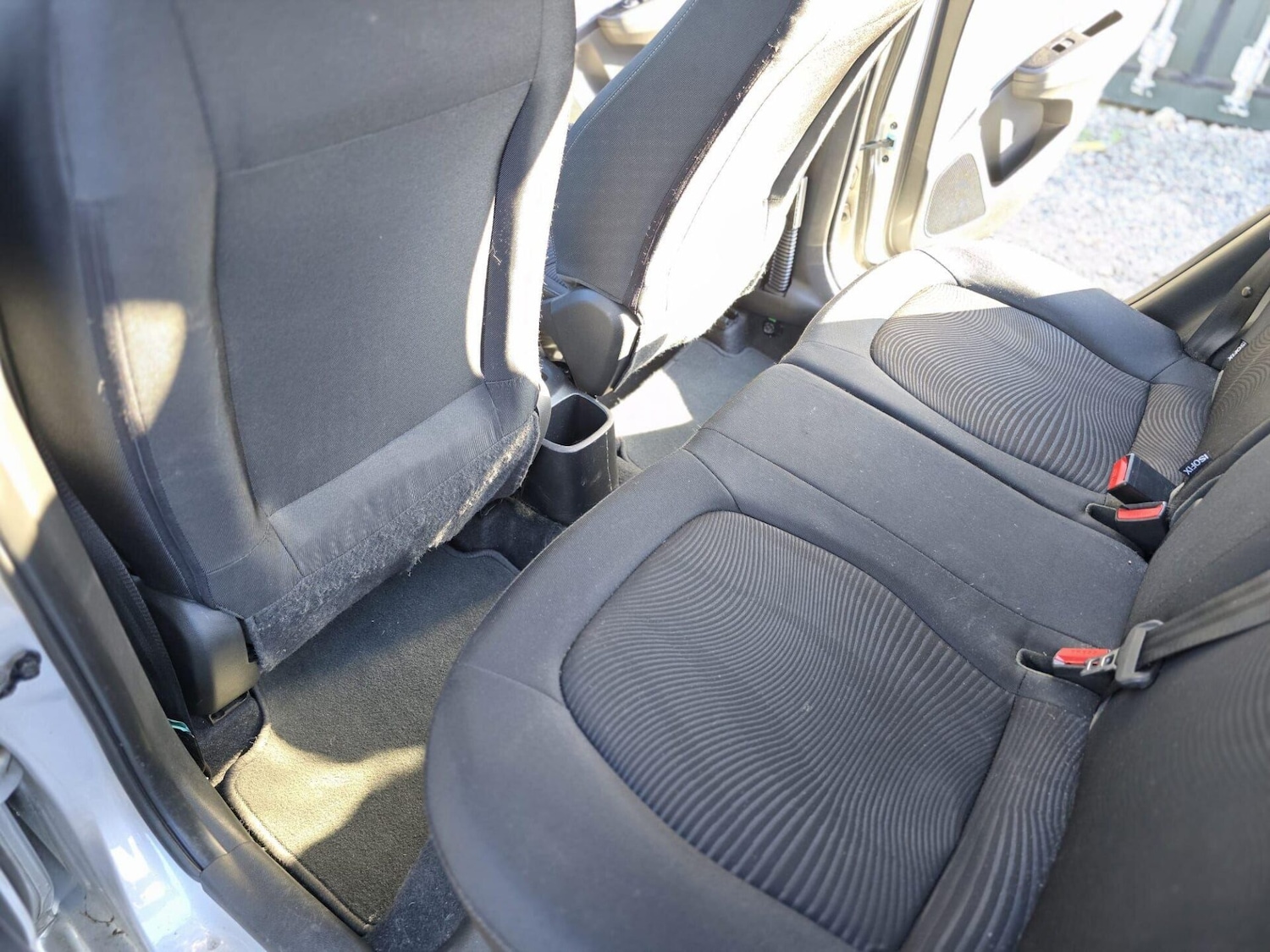 Used Hyundai i10 2017 for sale - 77199349: Photo 24