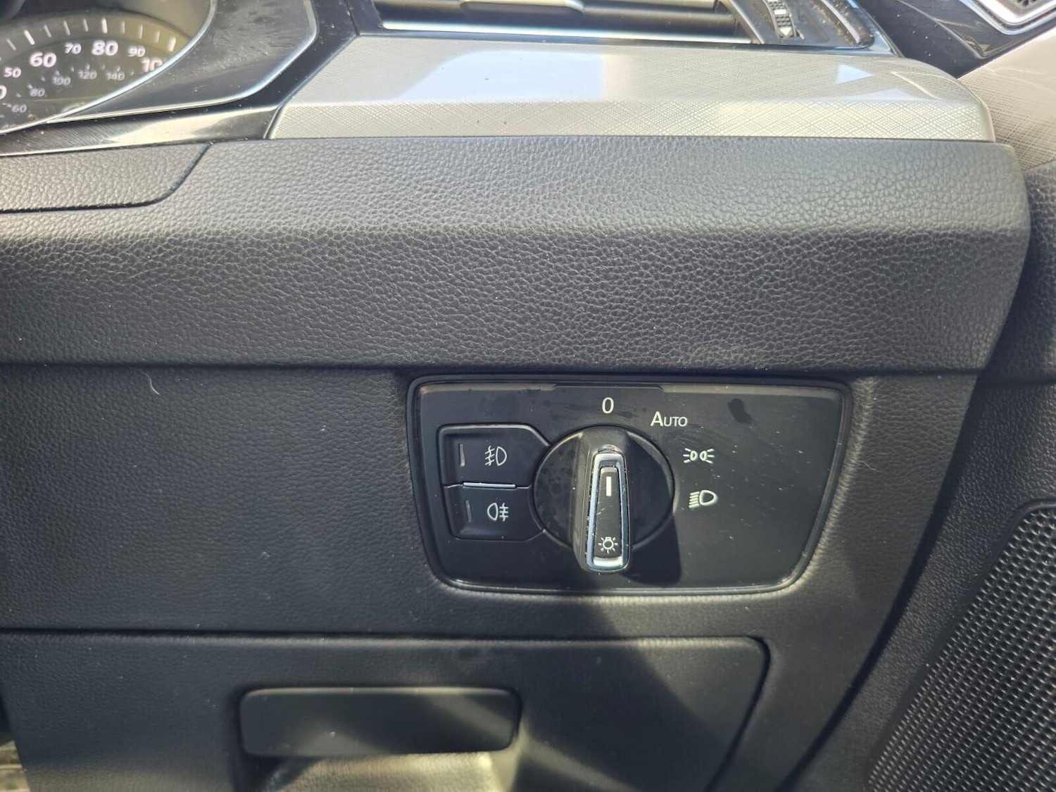 Used Volkswagen Passat 2019 for sale - 76406101: Photo 30