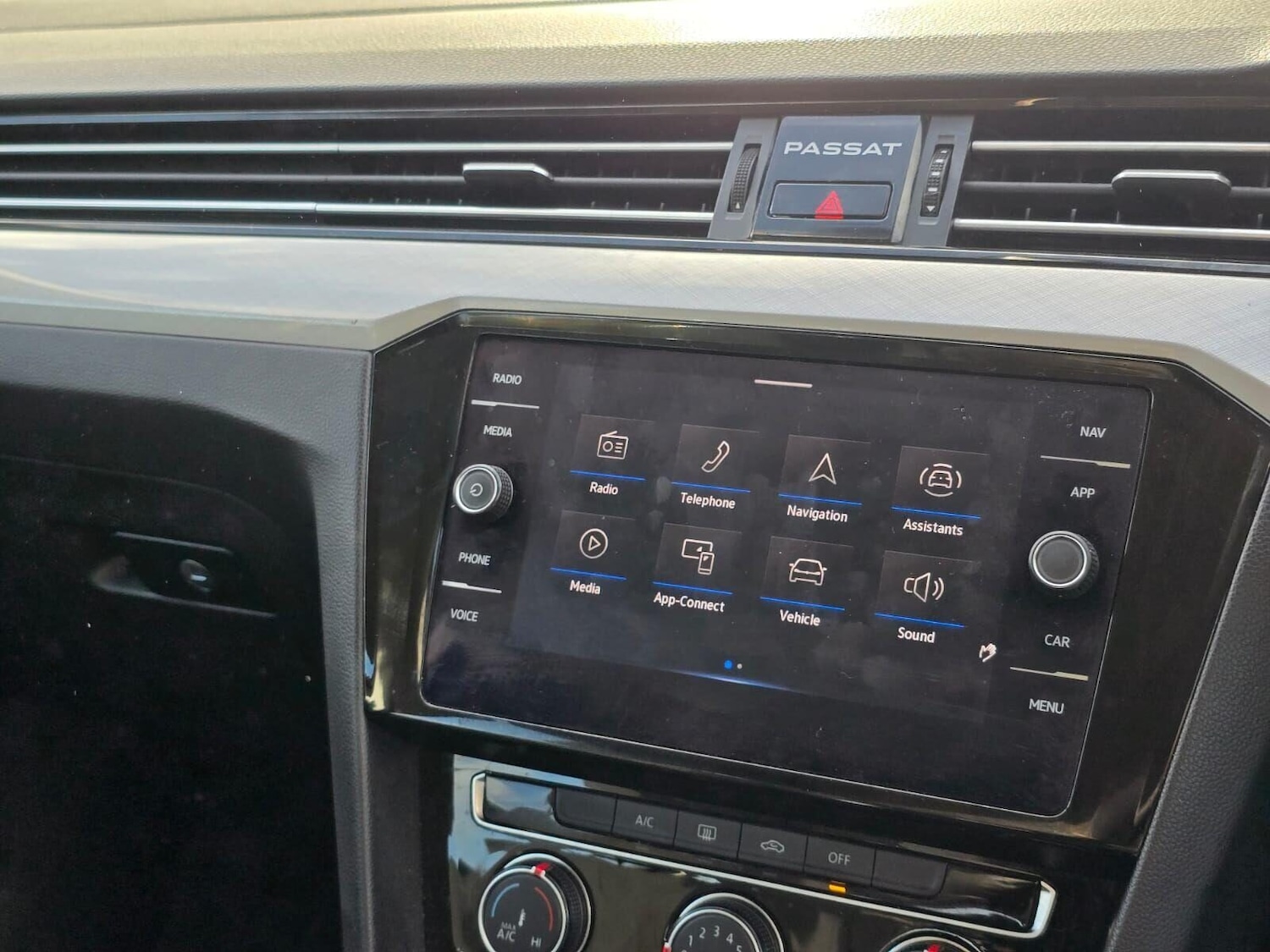 Used Volkswagen Passat 2019 for sale - 76406101: Photo 37