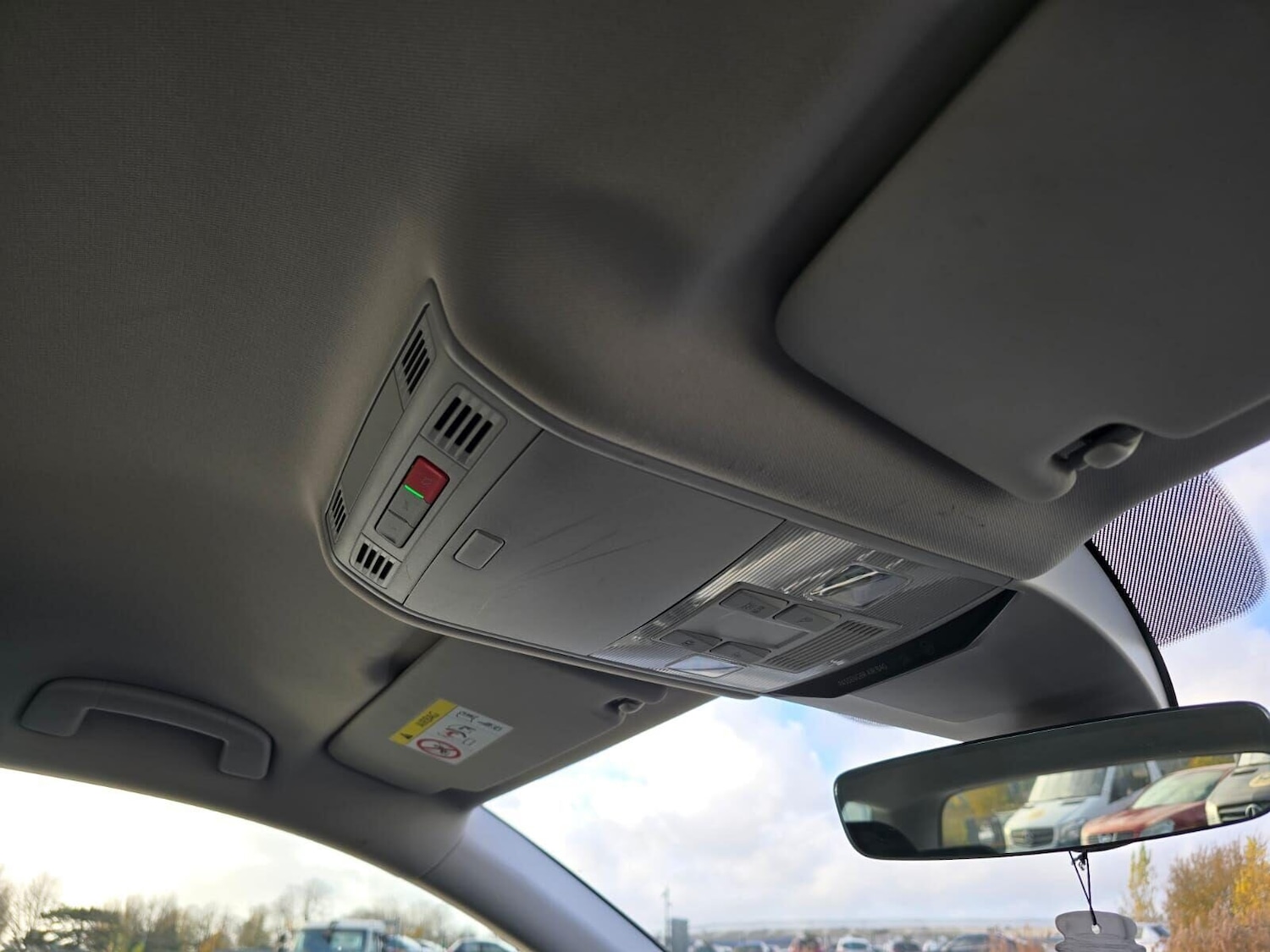 Used Volkswagen Passat 2019 for sale - 76406101: Photo 43