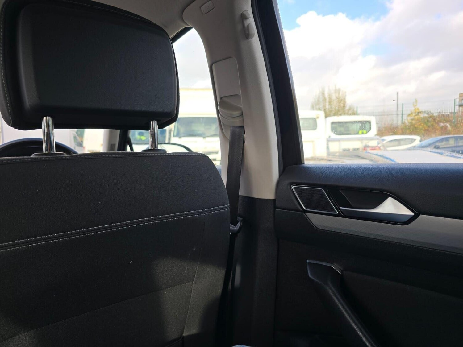 Used Volkswagen Passat 2019 for sale - 76406101: Photo 64