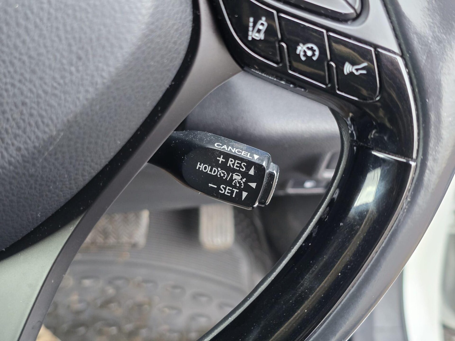 Used Toyota C-HR 2018 for sale - 77226202: Photo 26