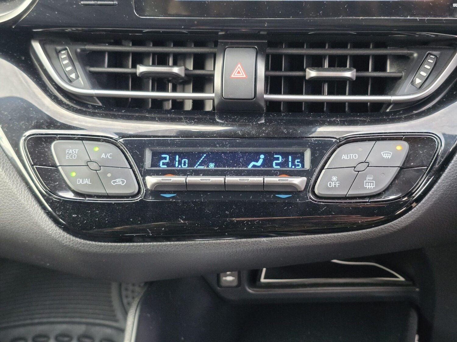 Used Toyota C-HR 2018 for sale - 77226202: Photo 31