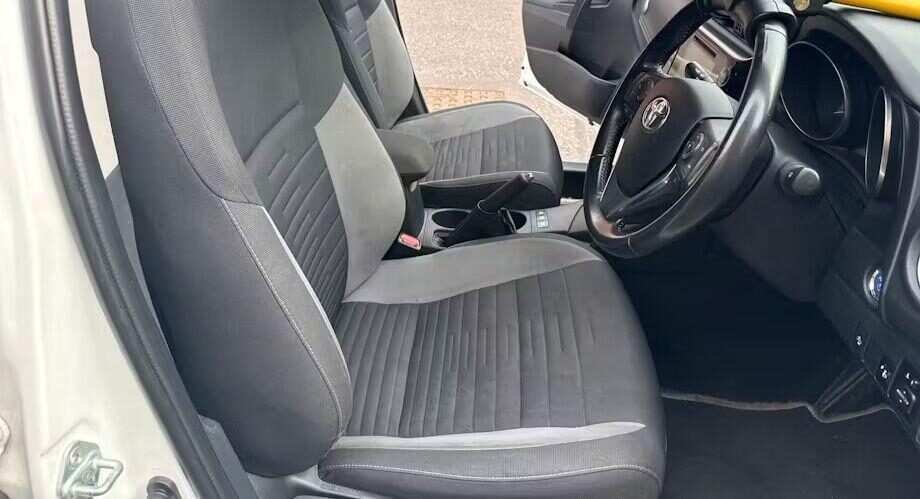 Used Toyota Auris 2017 for sale - 77997122: Photo 6