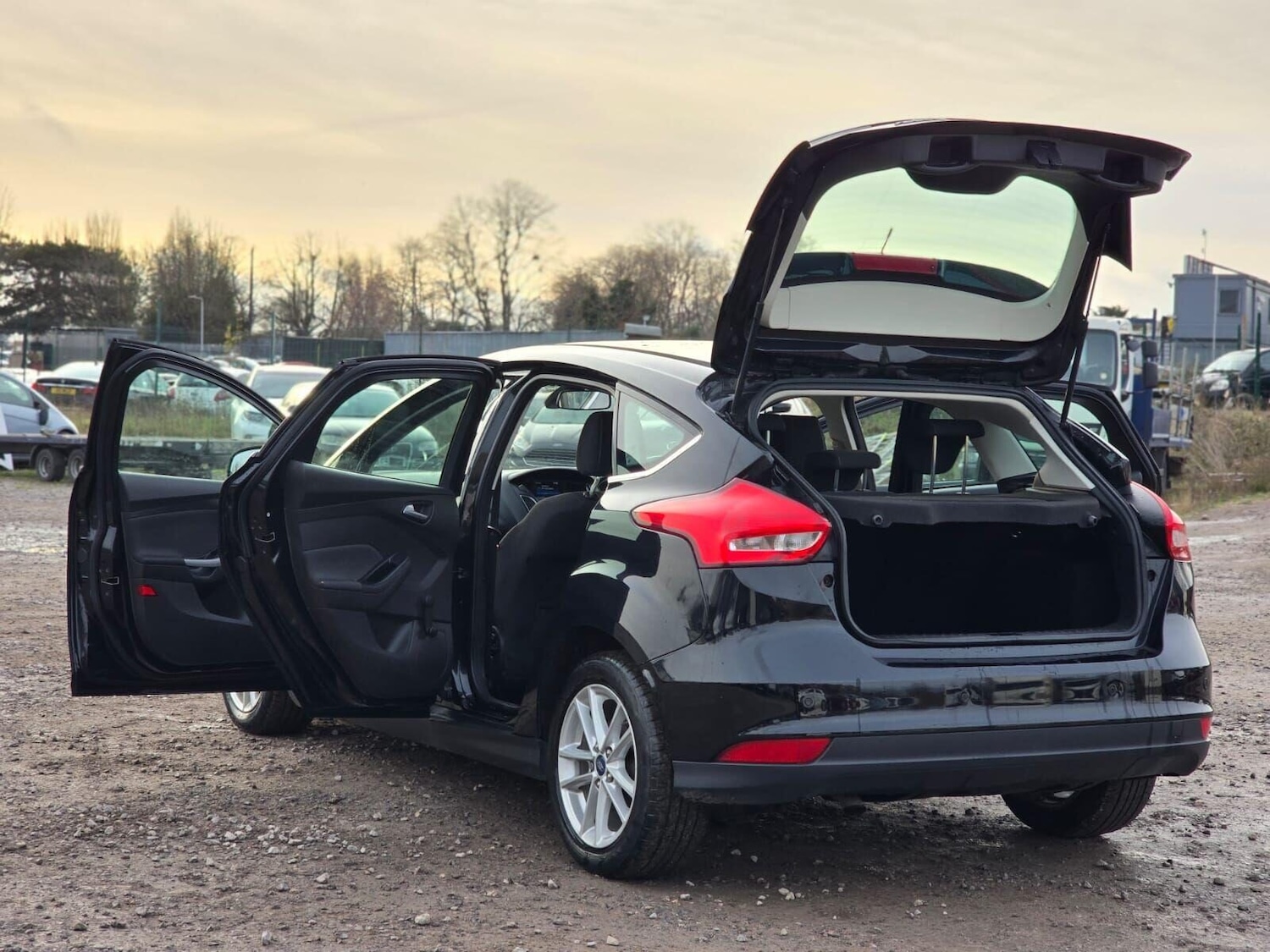 Used Ford Focus 2015 for sale - 77086619: Photo 11