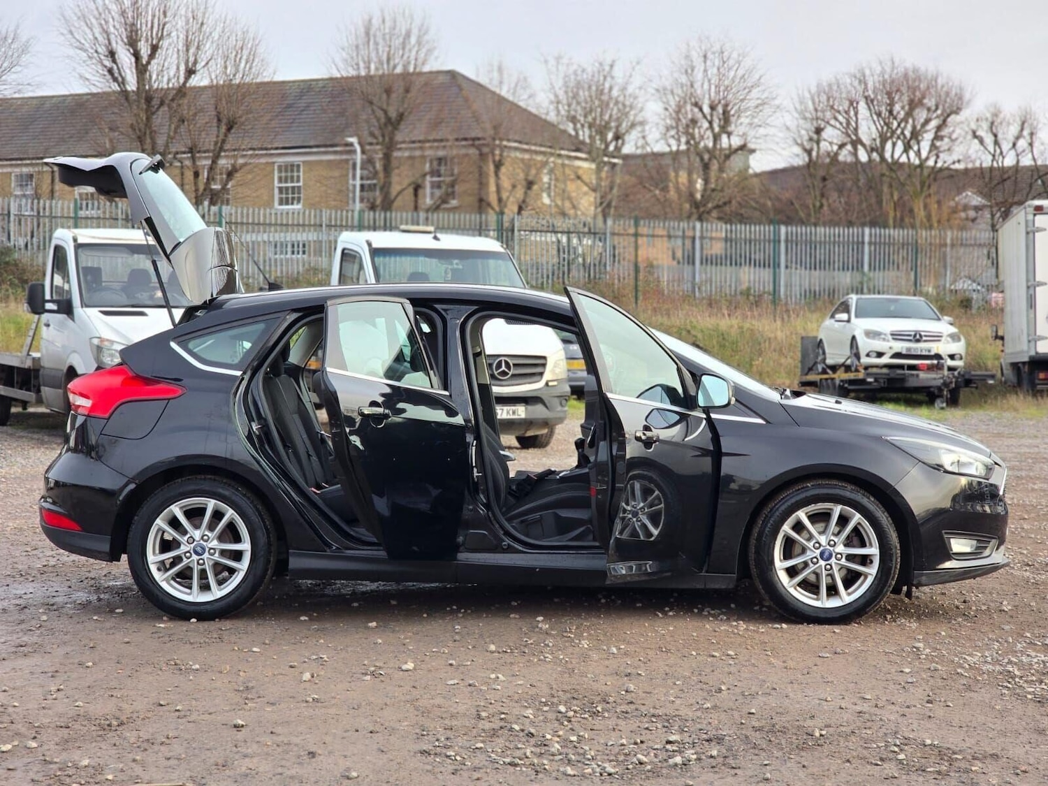 Used Ford Focus 2015 for sale - 77086619: Photo 17