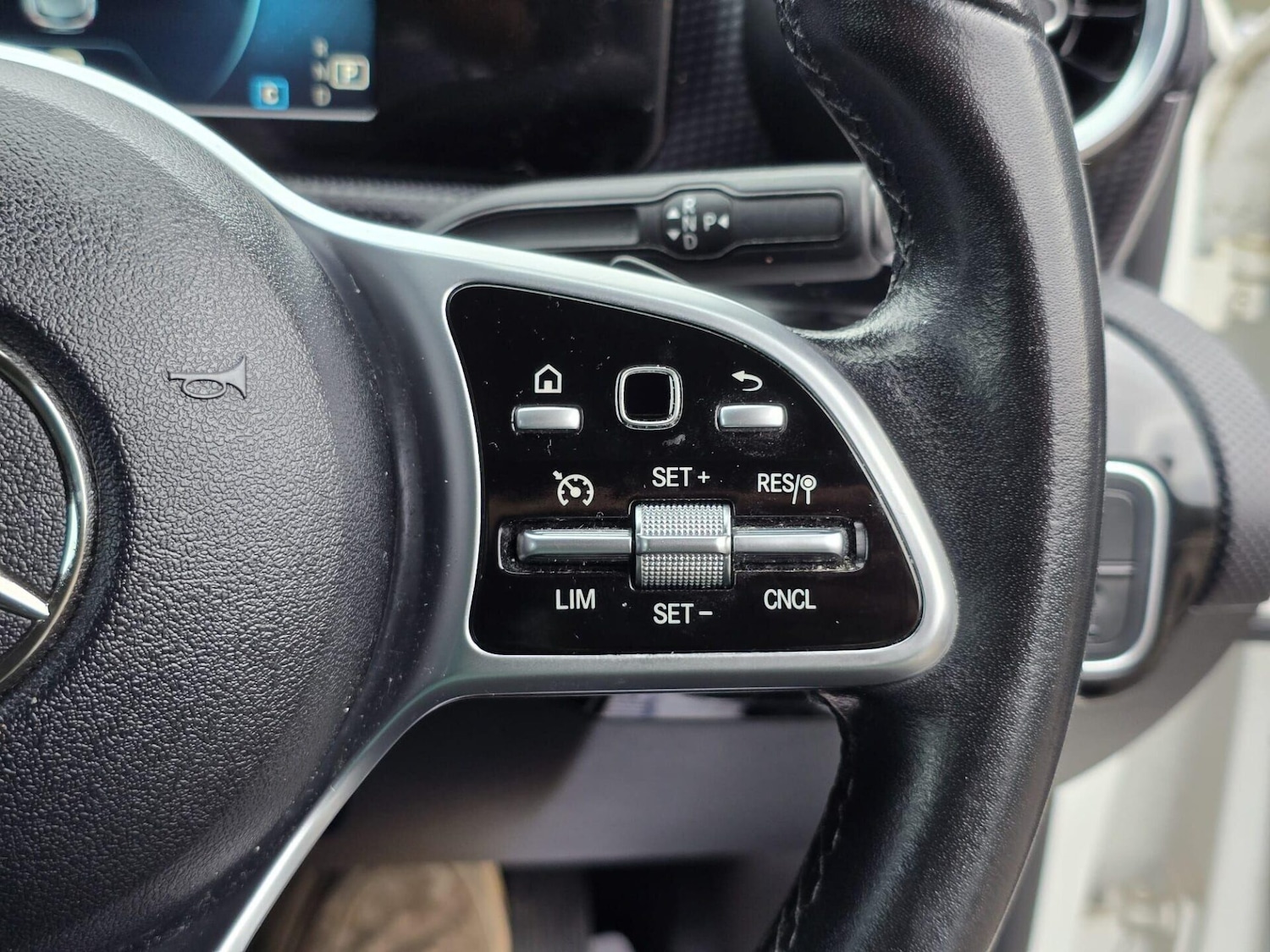 Used Mercedes-Benz A-Class 2018 for sale - 77165134: Photo 25