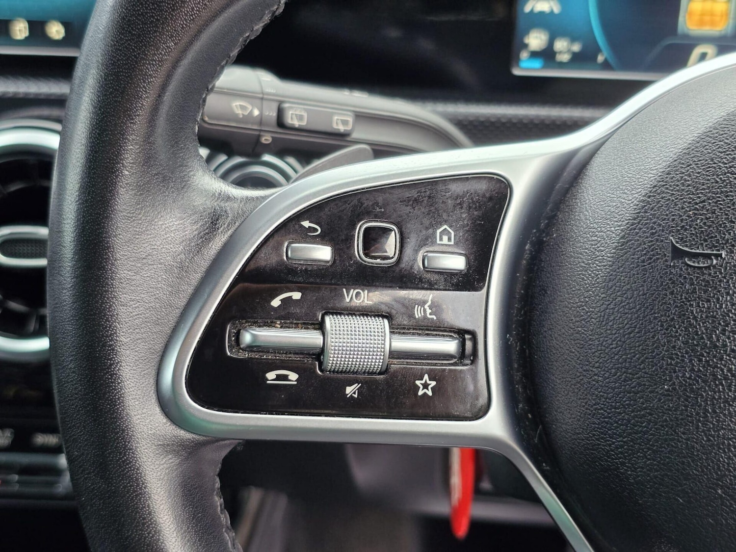 Used Mercedes-Benz A-Class 2018 for sale - 77165134: Photo 28