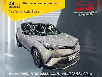 Used Toyota C-HR 2017 for sale - 76148706: Photo