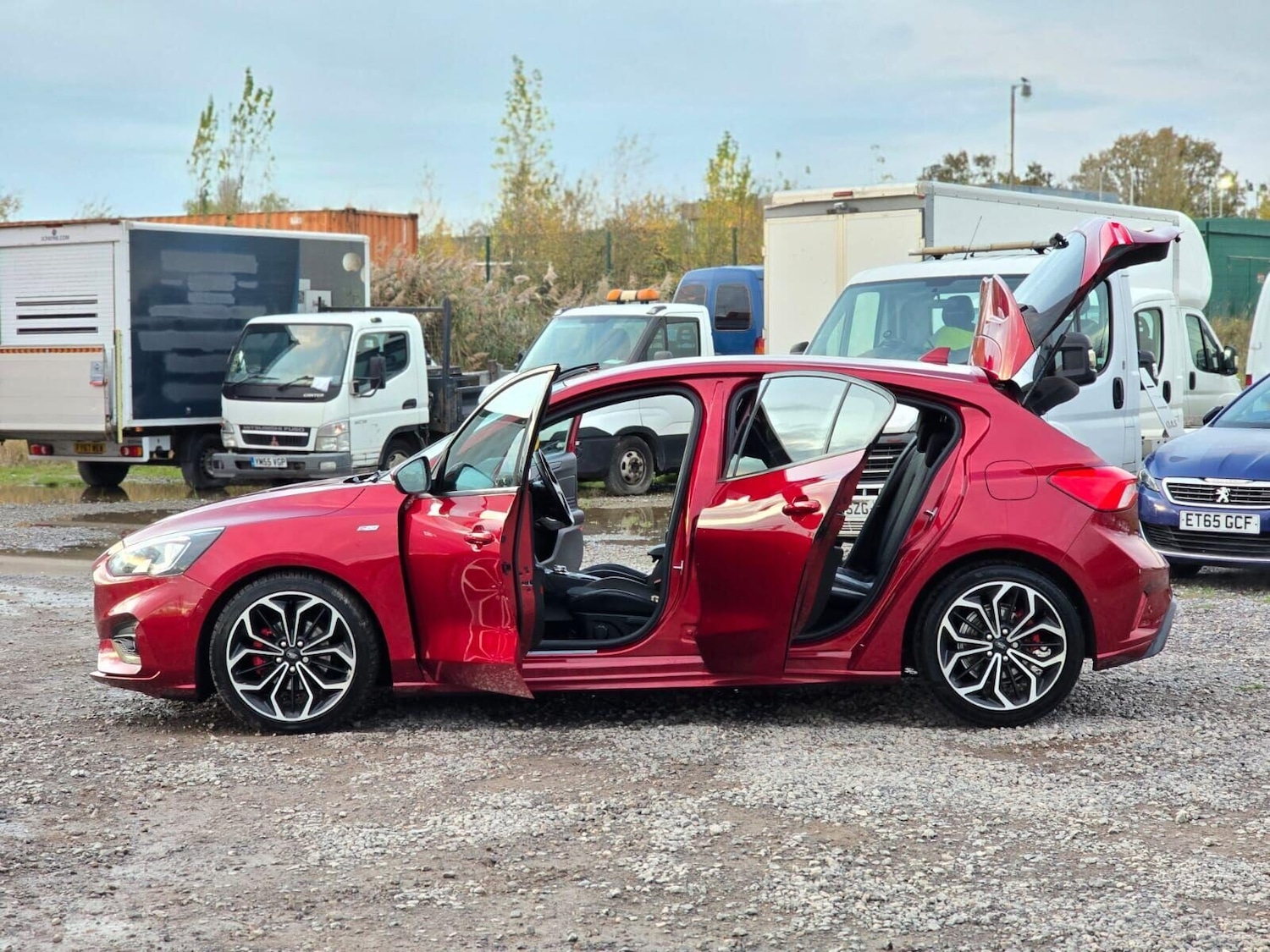 Used Ford Focus 2019 for sale - 76625317: Photo 13