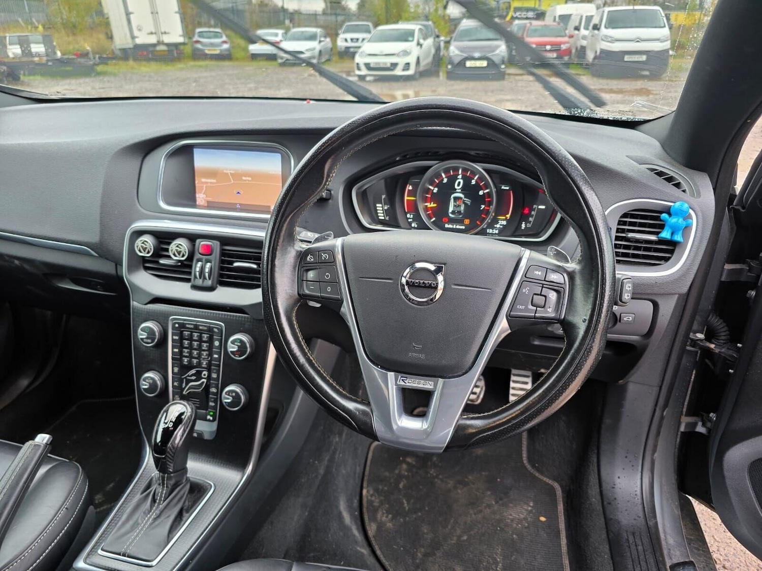 Used Volvo V40 2019 for sale - 76416360: Photo 36