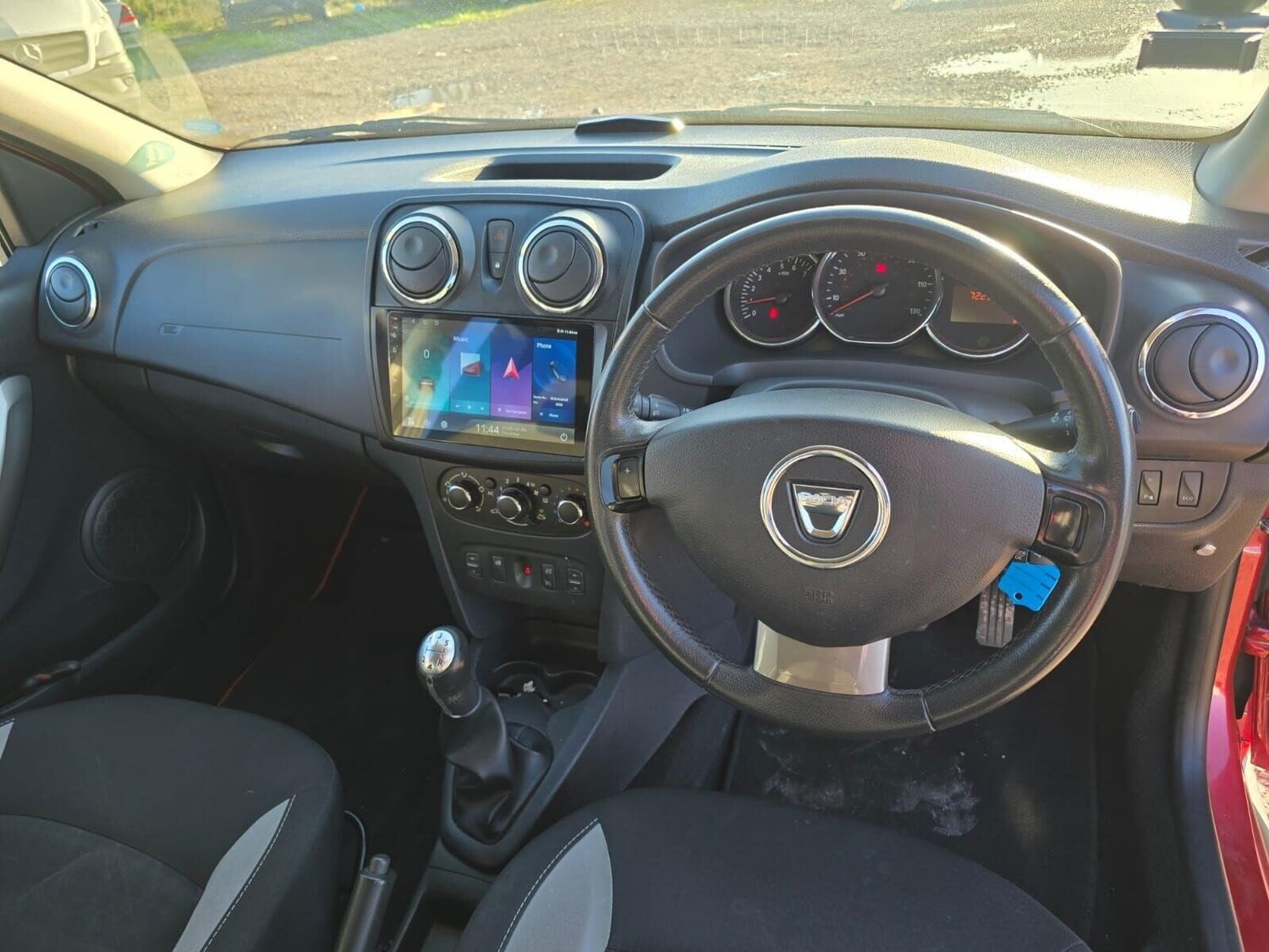 Used Dacia Sandero Stepway 2014 for sale - 77502845: Photo 20