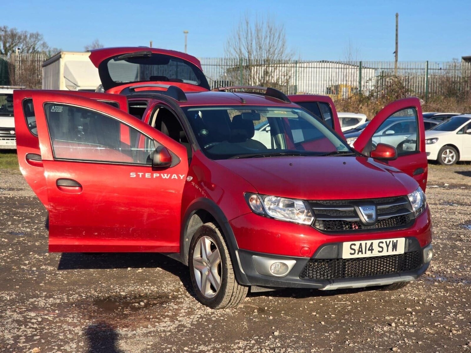 Used Dacia Sandero Stepway 2014 for sale - 77502845: Photo 6