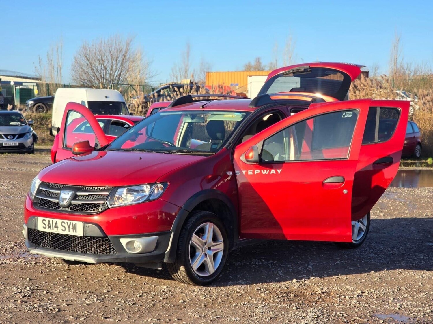 Used Dacia Sandero Stepway 2014 for sale - 77502845: Photo 8