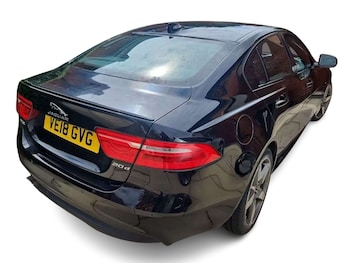 Used Jaguar XE 2018 for sale - 79463764: Photo