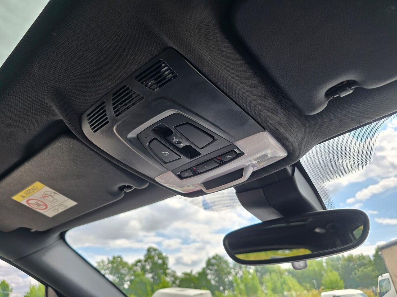 Used BMW 2 Series 2016 for sale - 77024135: Photo 77