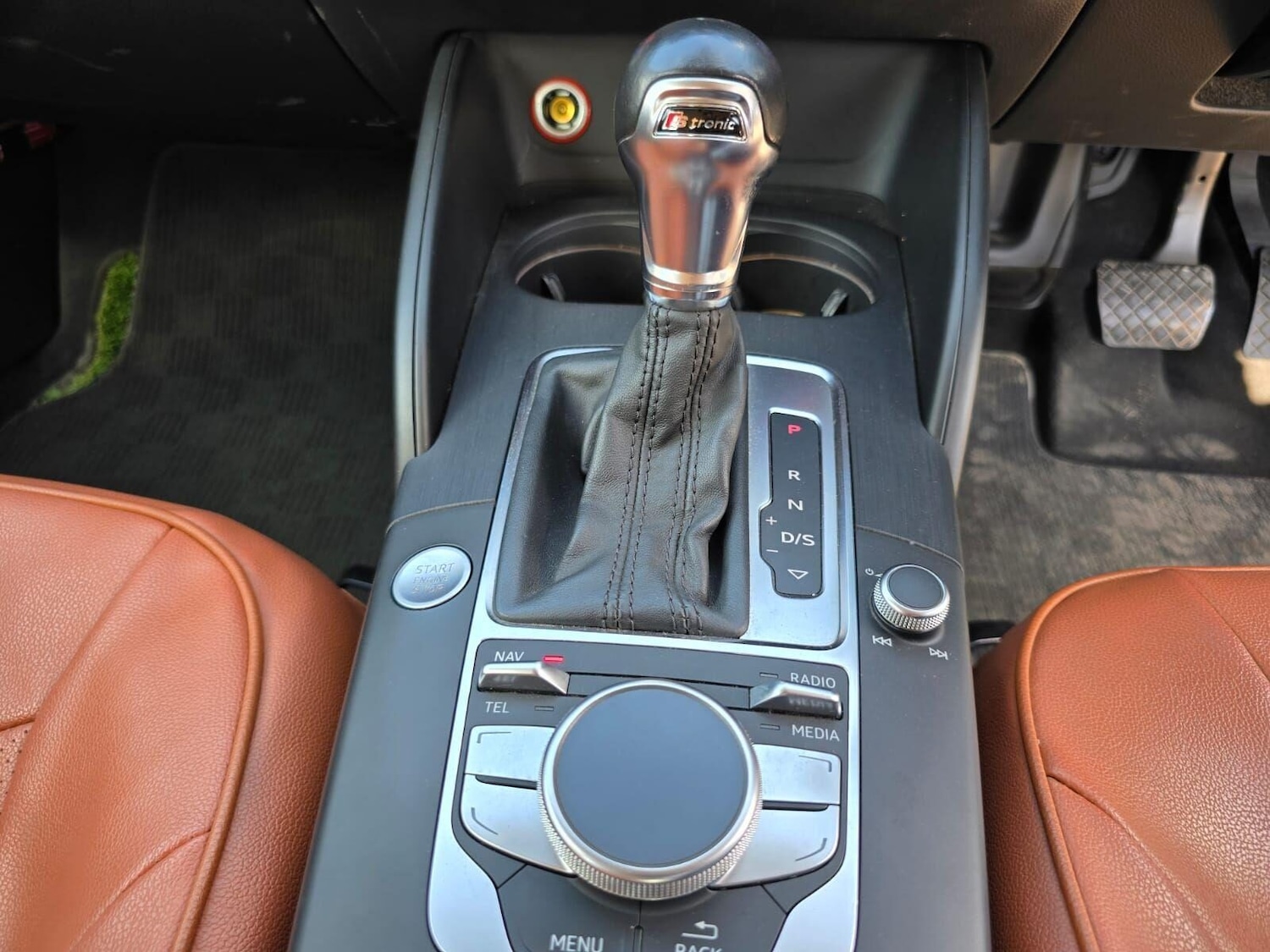Vehicle 21