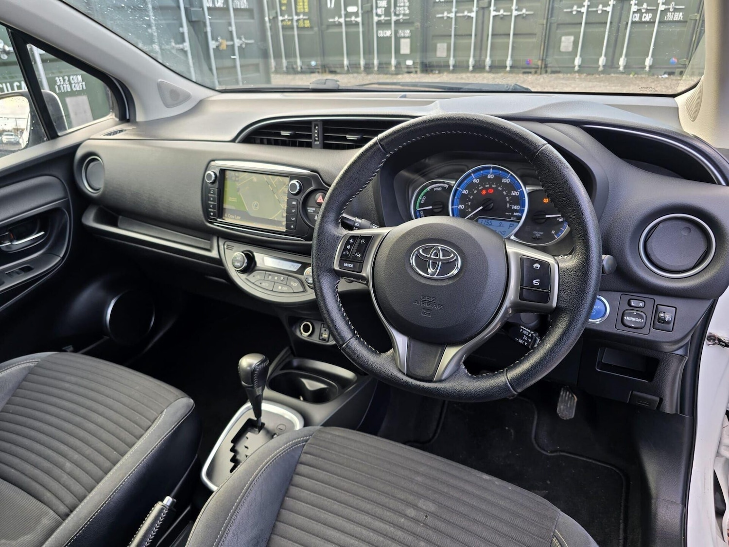 Used Toyota Yaris 2015 for sale - 77026419: Photo 19