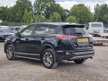 Used Toyota RAV4 2018 for sale - 78745070: Photo