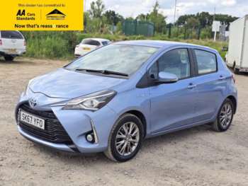 Used Toyota Yaris 2017 for sale - 74642664: Photo