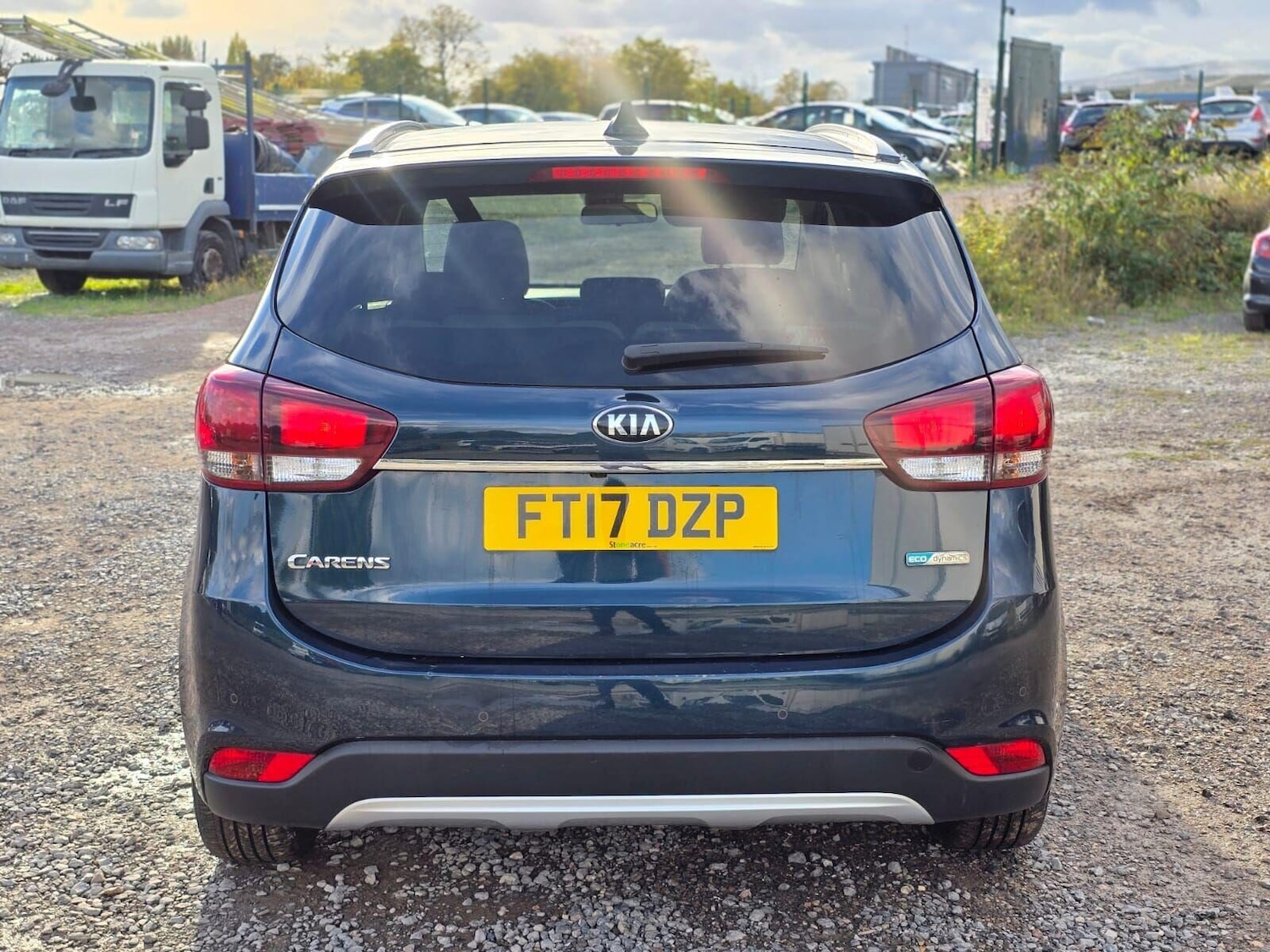 Used Kia Carens 2017 for sale - 76352348: Photo 12