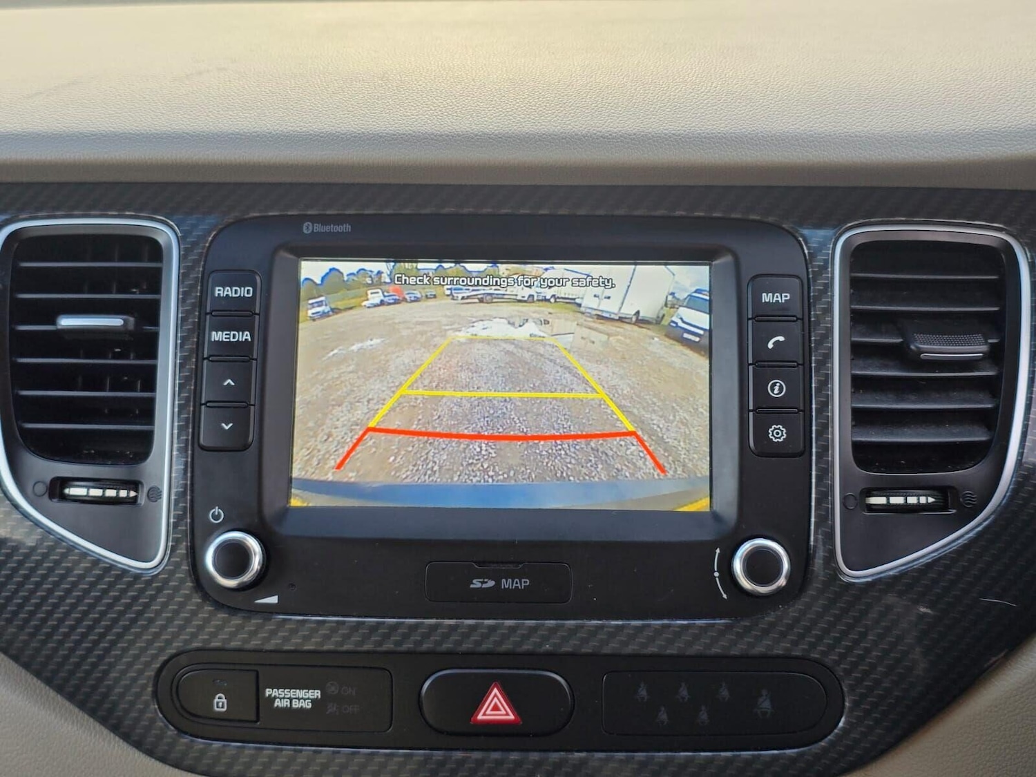 Used Kia Carens 2017 for sale - 76352348: Photo 34