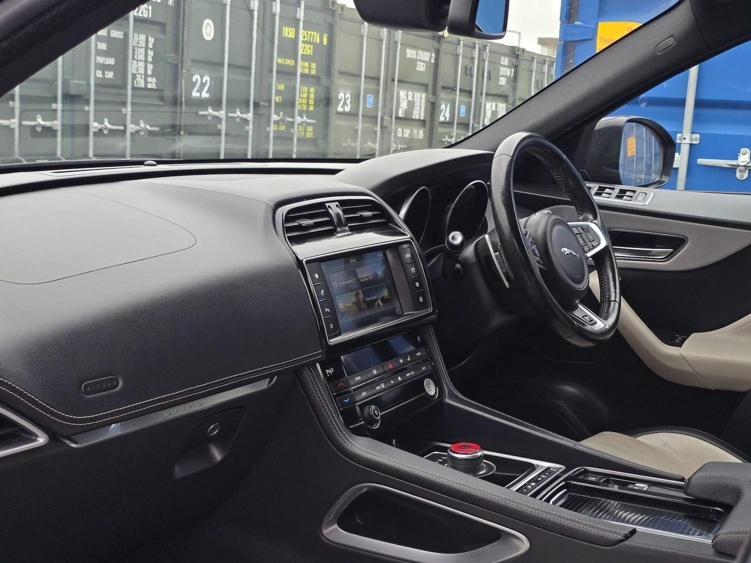 Used Jaguar F-Pace 2017 for sale - 77520459: Photo 22