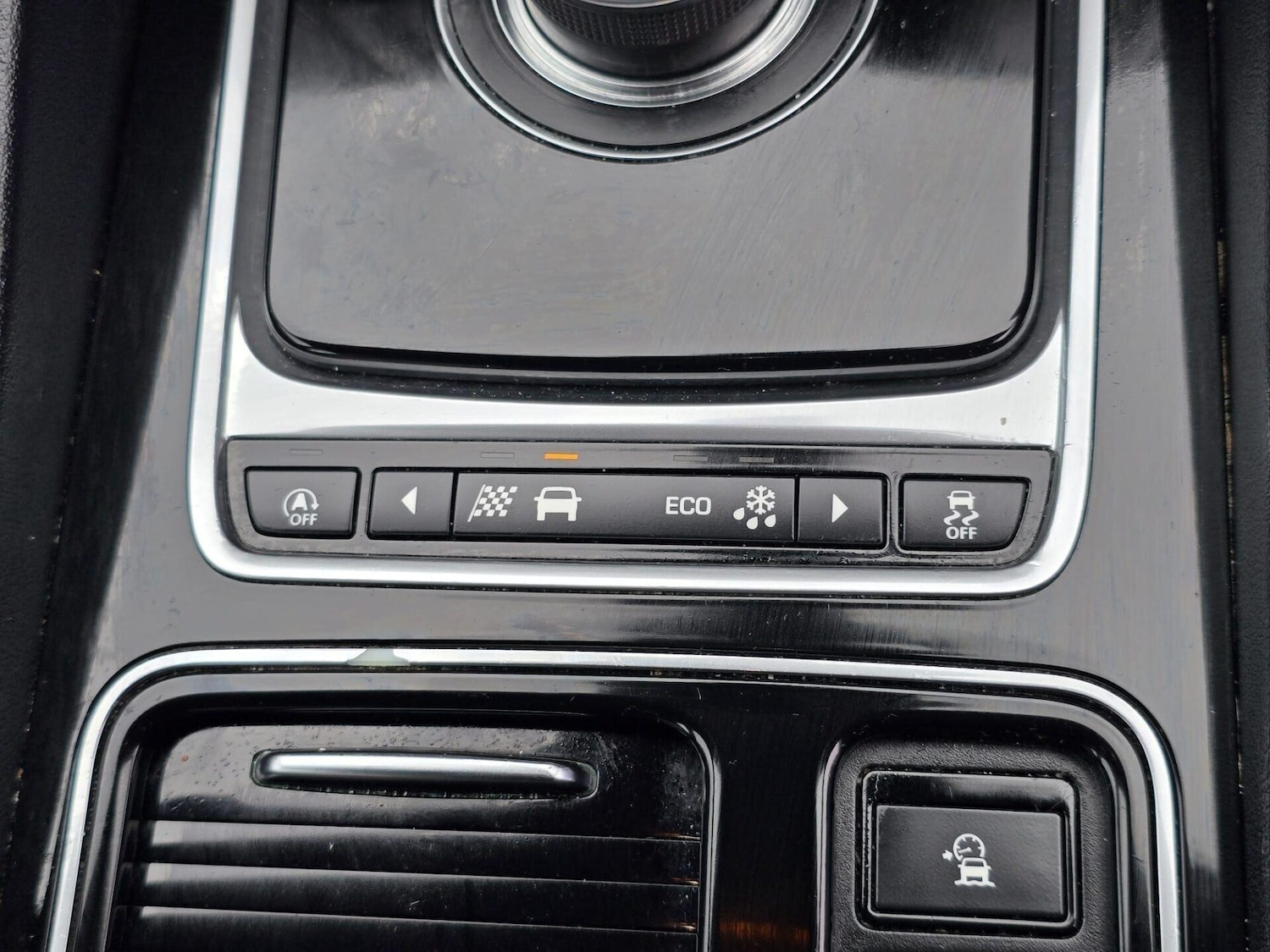 Used Jaguar F-Pace 2017 for sale - 77520459: Photo 31