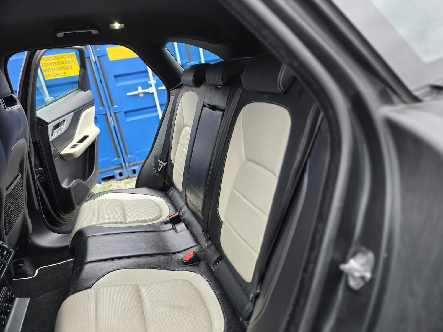 Used Jaguar F-Pace 2017 for sale - 77520459: Photo 38