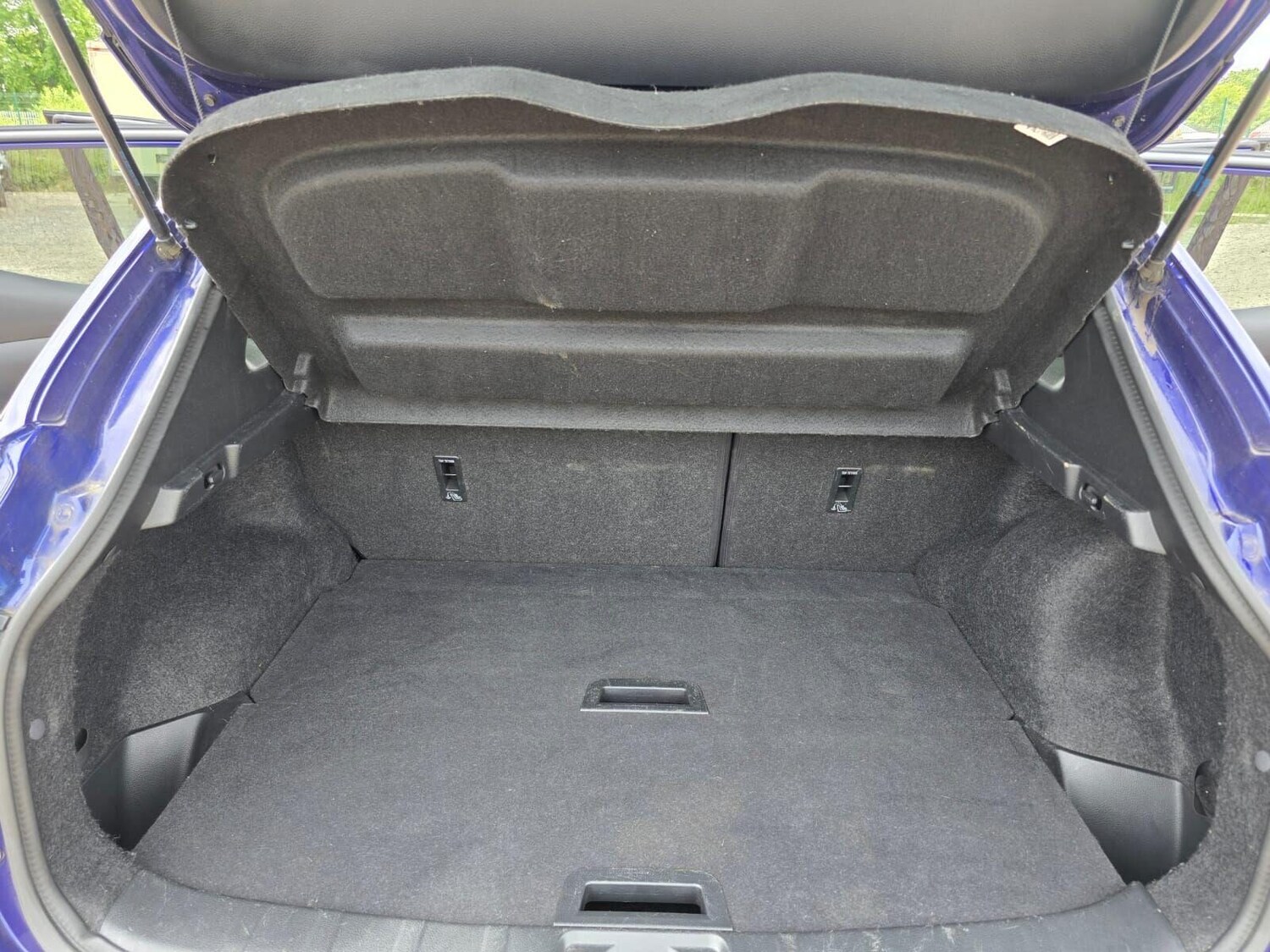 Vehicle 46