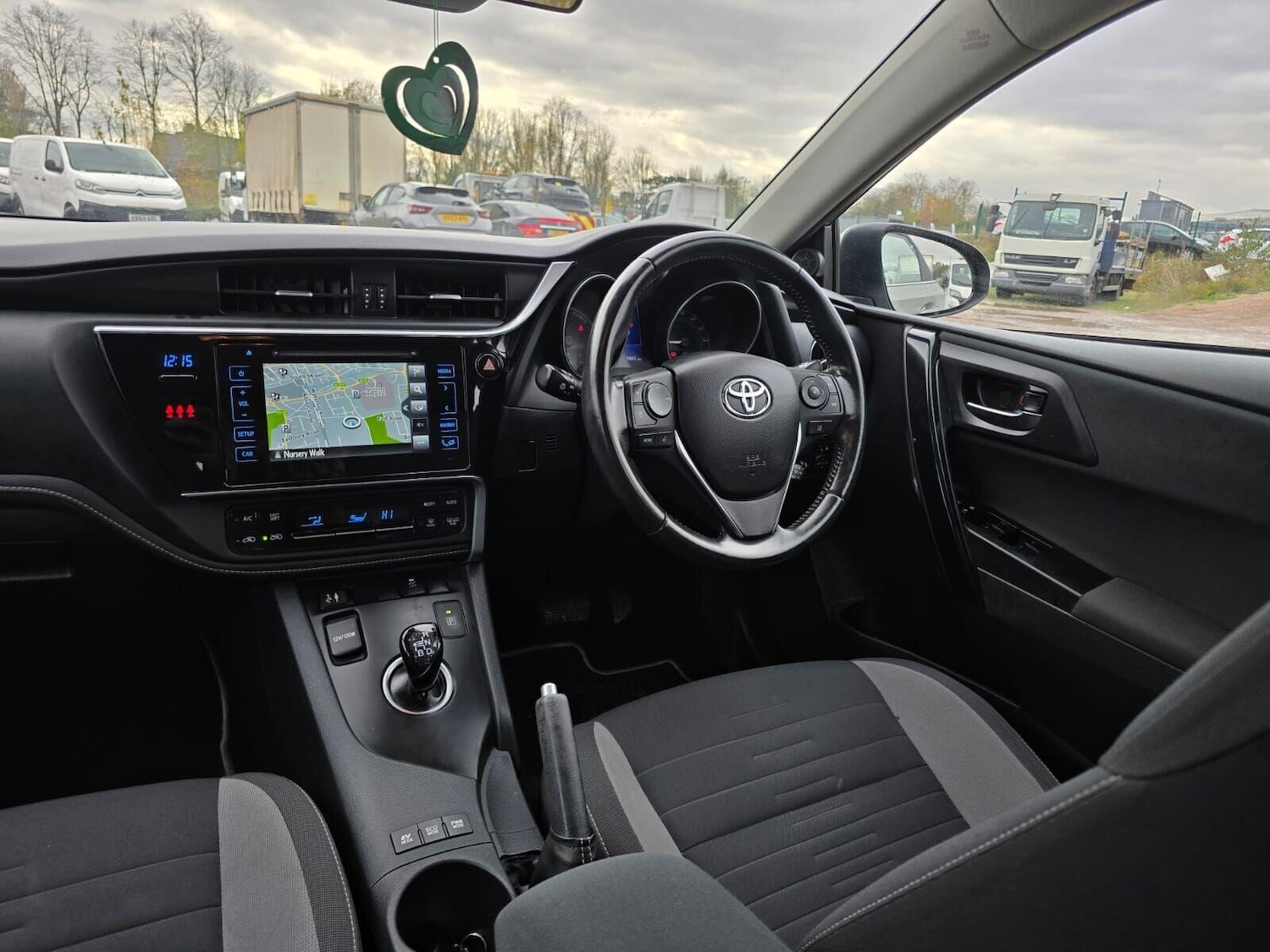 Used Toyota Auris 2018 for sale - 76331167: Photo 21