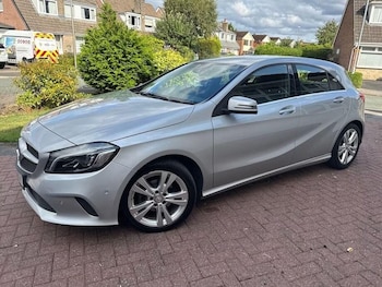 Used Mercedes-Benz A-Class 2015 for sale - 75438415: Photo
