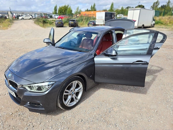 Used BMW 3 Series 2018 for sale - 75529302: Photo 10